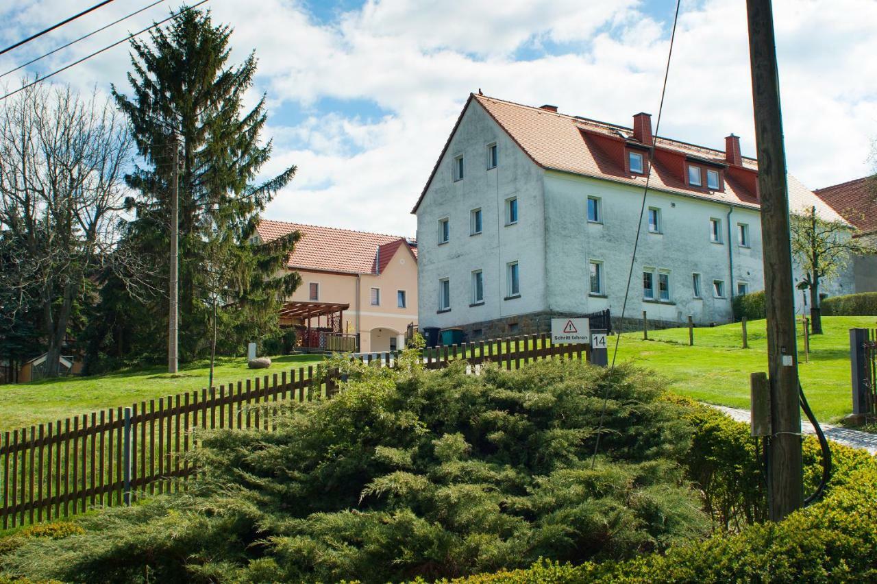 Dreiseitenhof Ferienwohnung Kuenzel Tharandt Zewnętrze zdjęcie